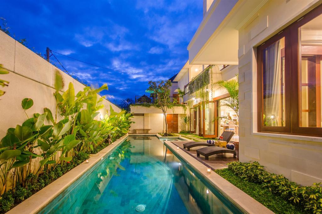 Villa Tepi Sungai Легиан Номер фото